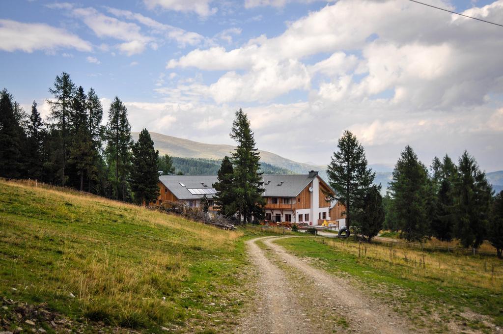 Jufa Hotel Hochrindl Eksteriør billede